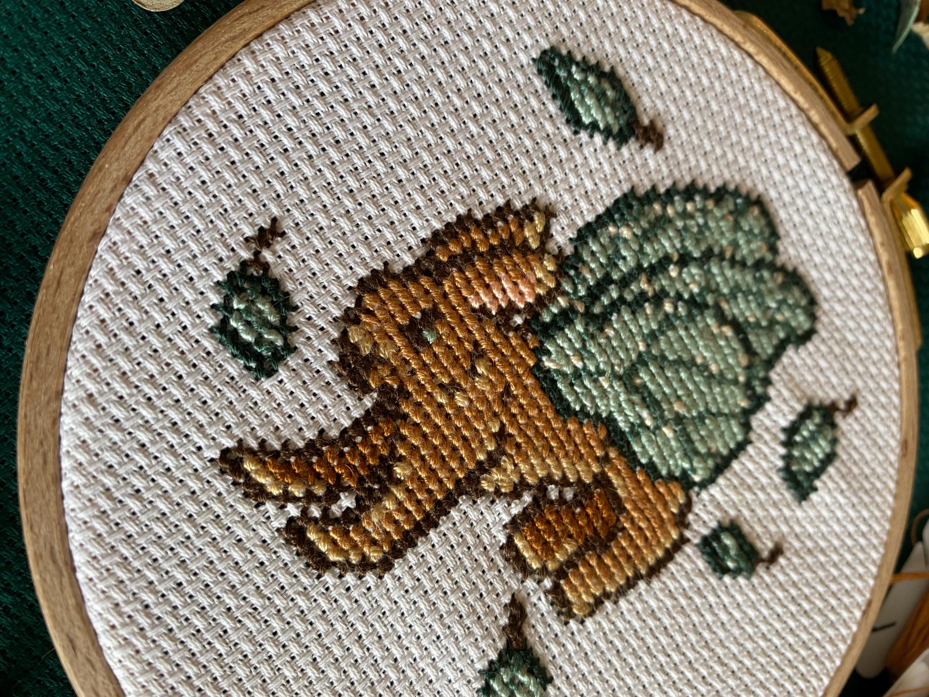 Modèle point de croix lapin aile