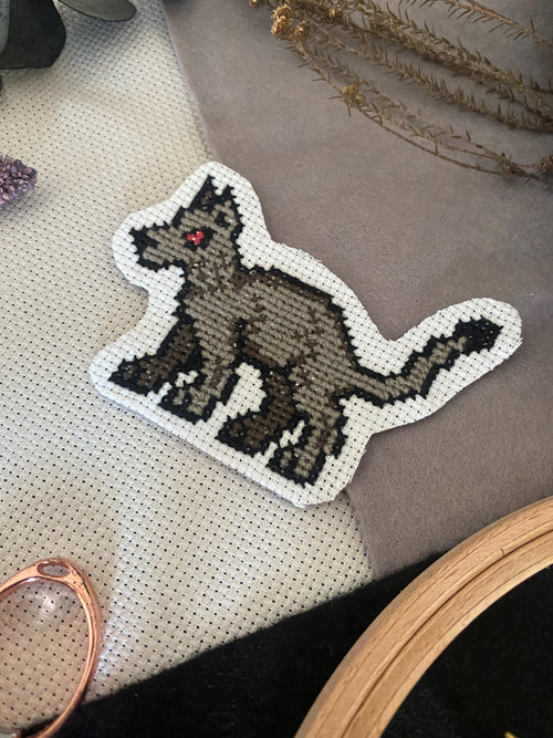 Modèle de point de croix bete du gevaudan pixel art