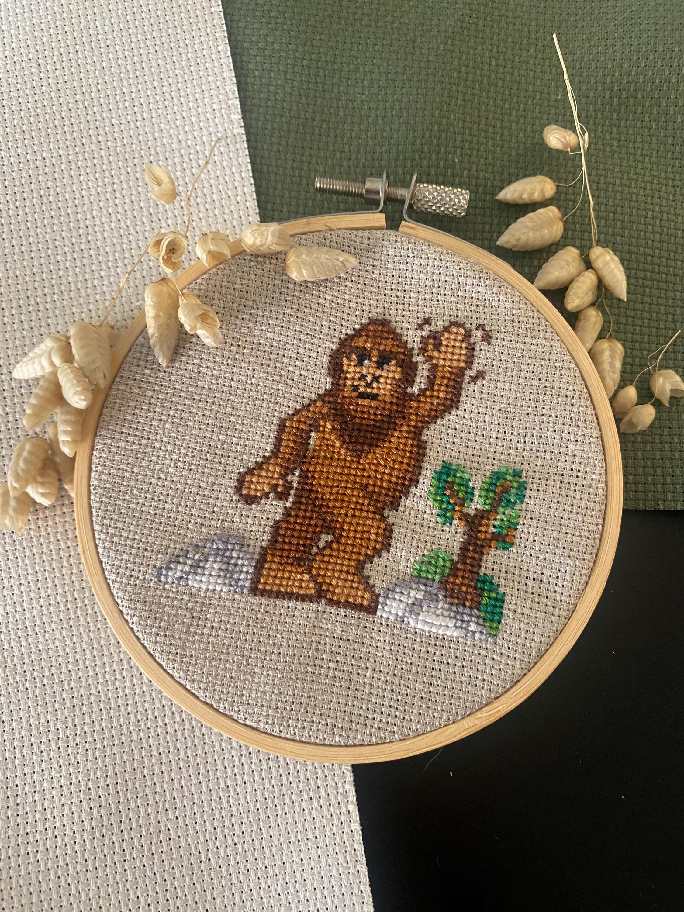 Modèle de point de croix bigfoot pixel art