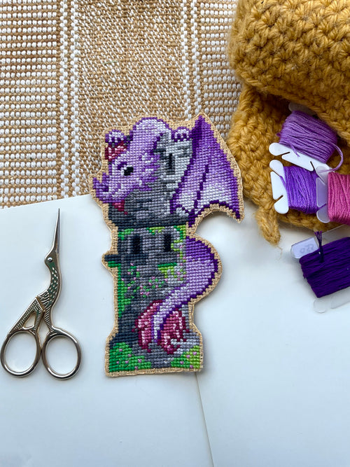 Modèle de point de croix dragon marque-page pixel art