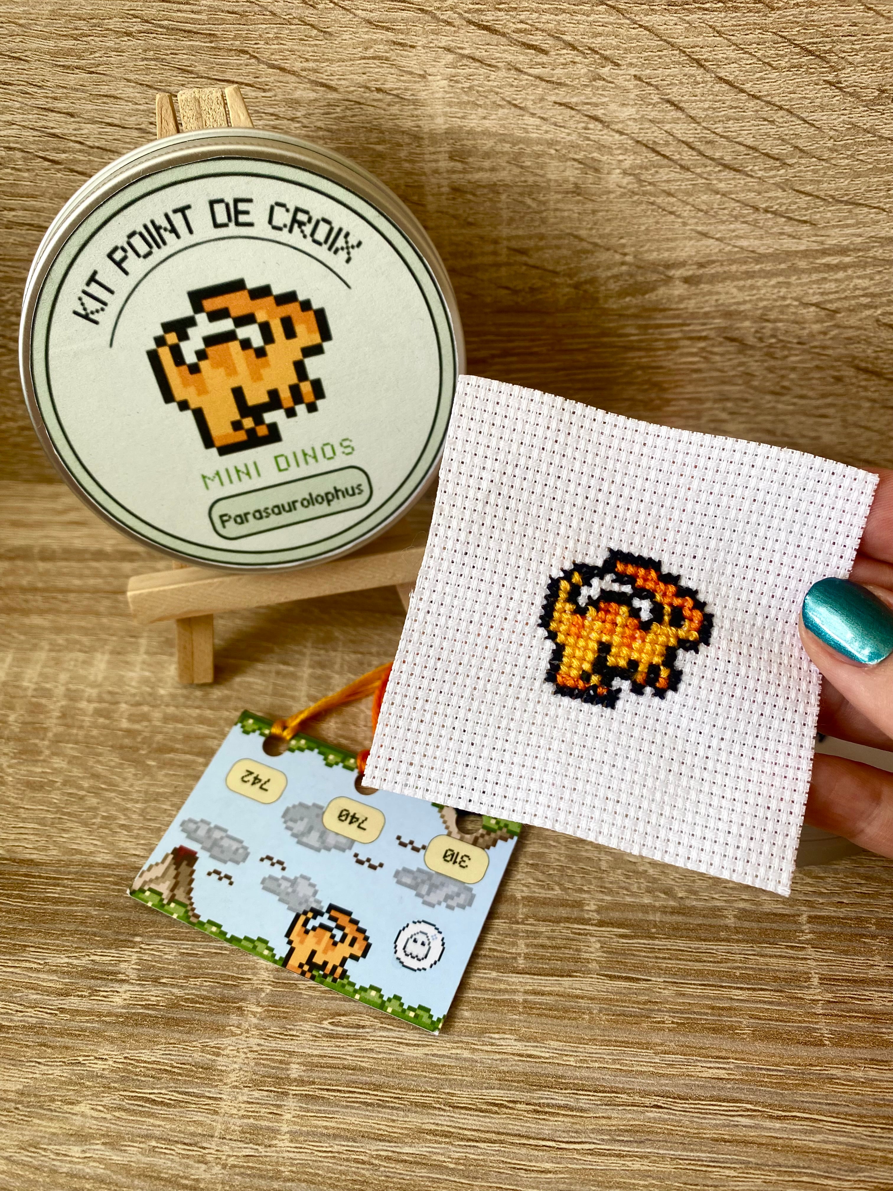 Mini Dinosaures - Kit point de croix