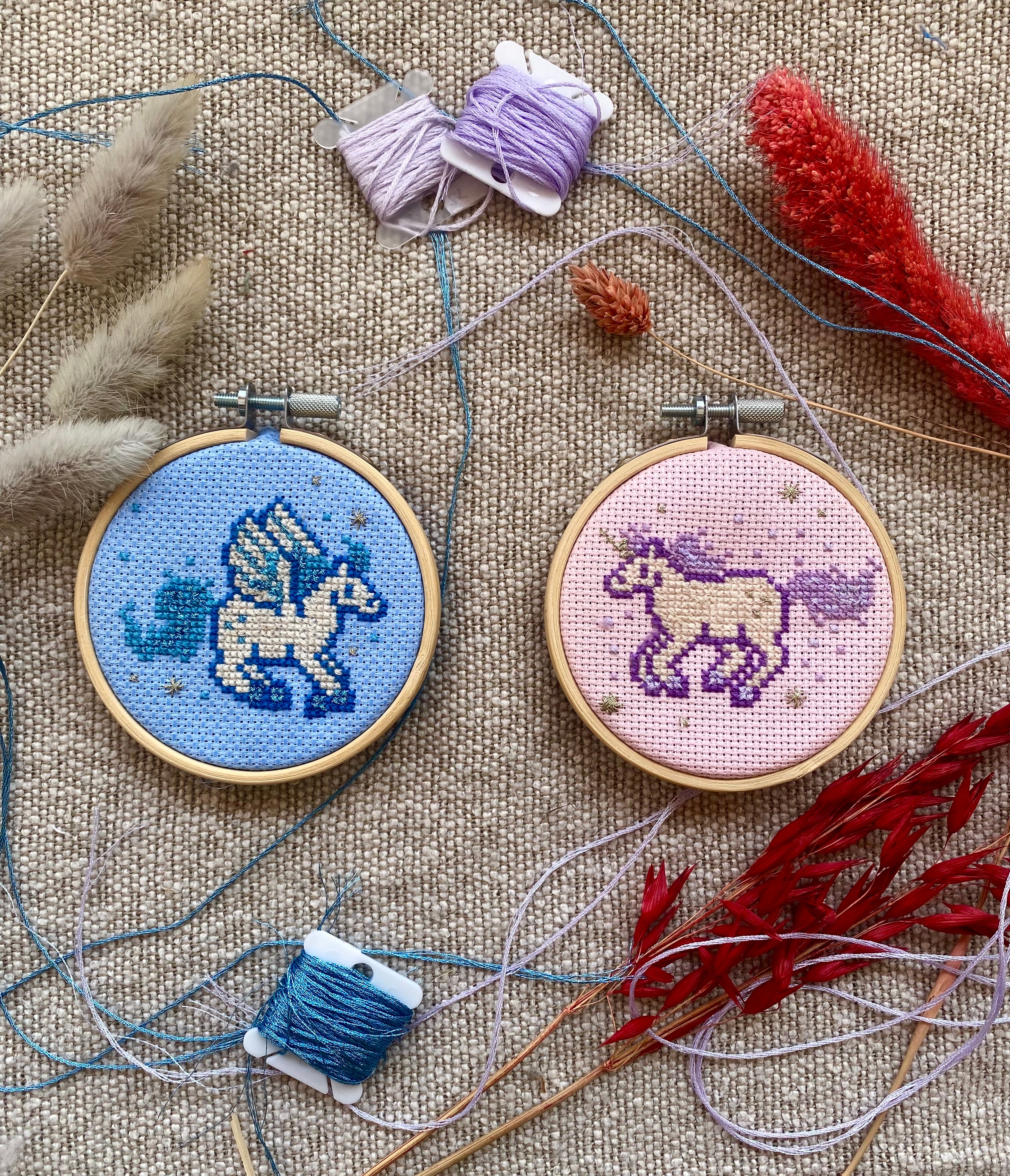 Licorne et Pégase - Modèle de point de croix