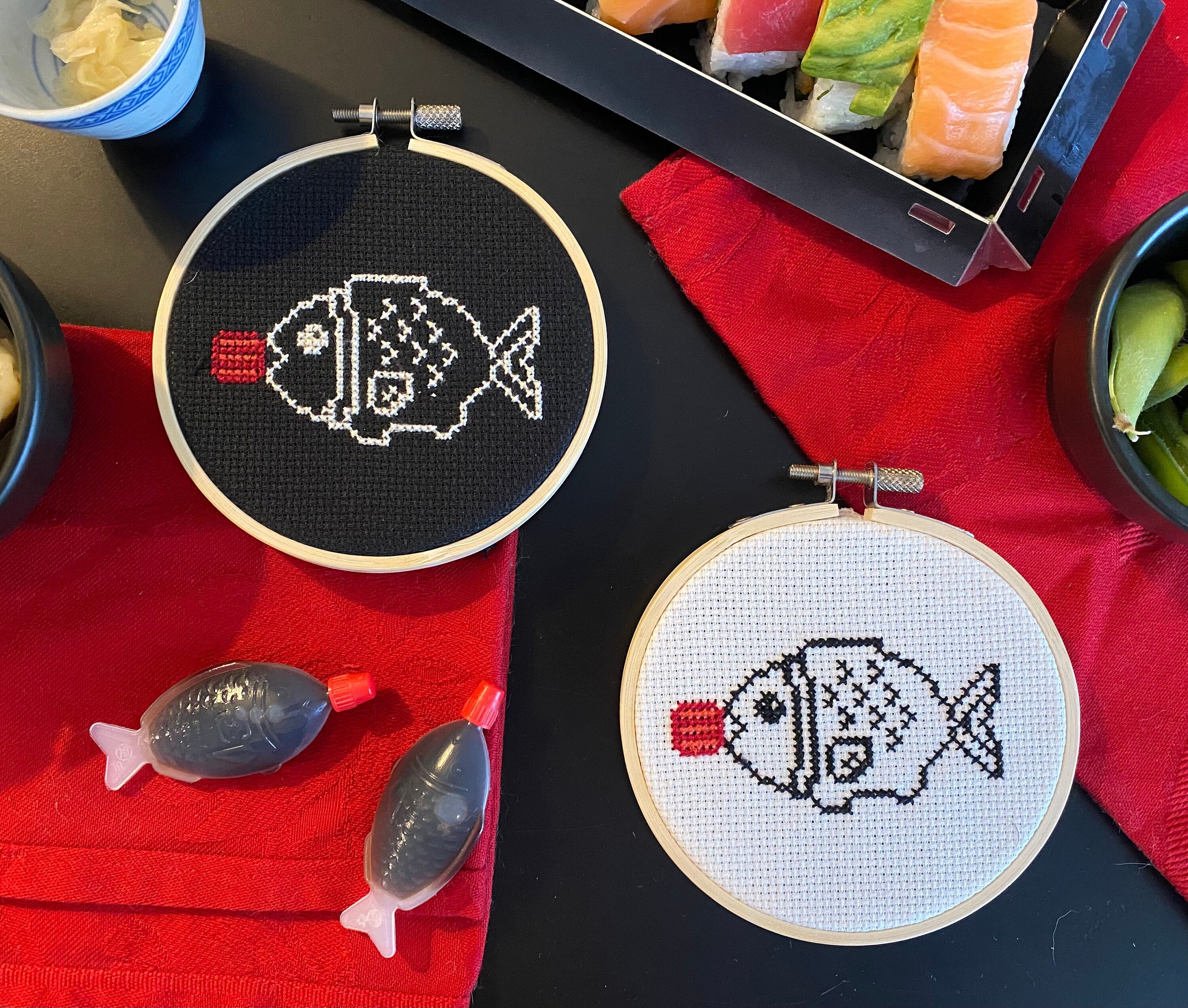 Modèle point de croix poisson sauce soja